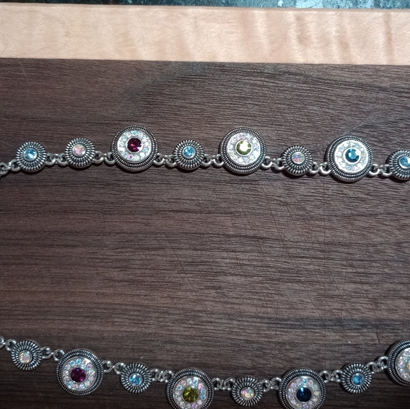 Lia Sophia Pretty Please Colorama  Multicolor Crystal Necklace - Picture 10 of 10